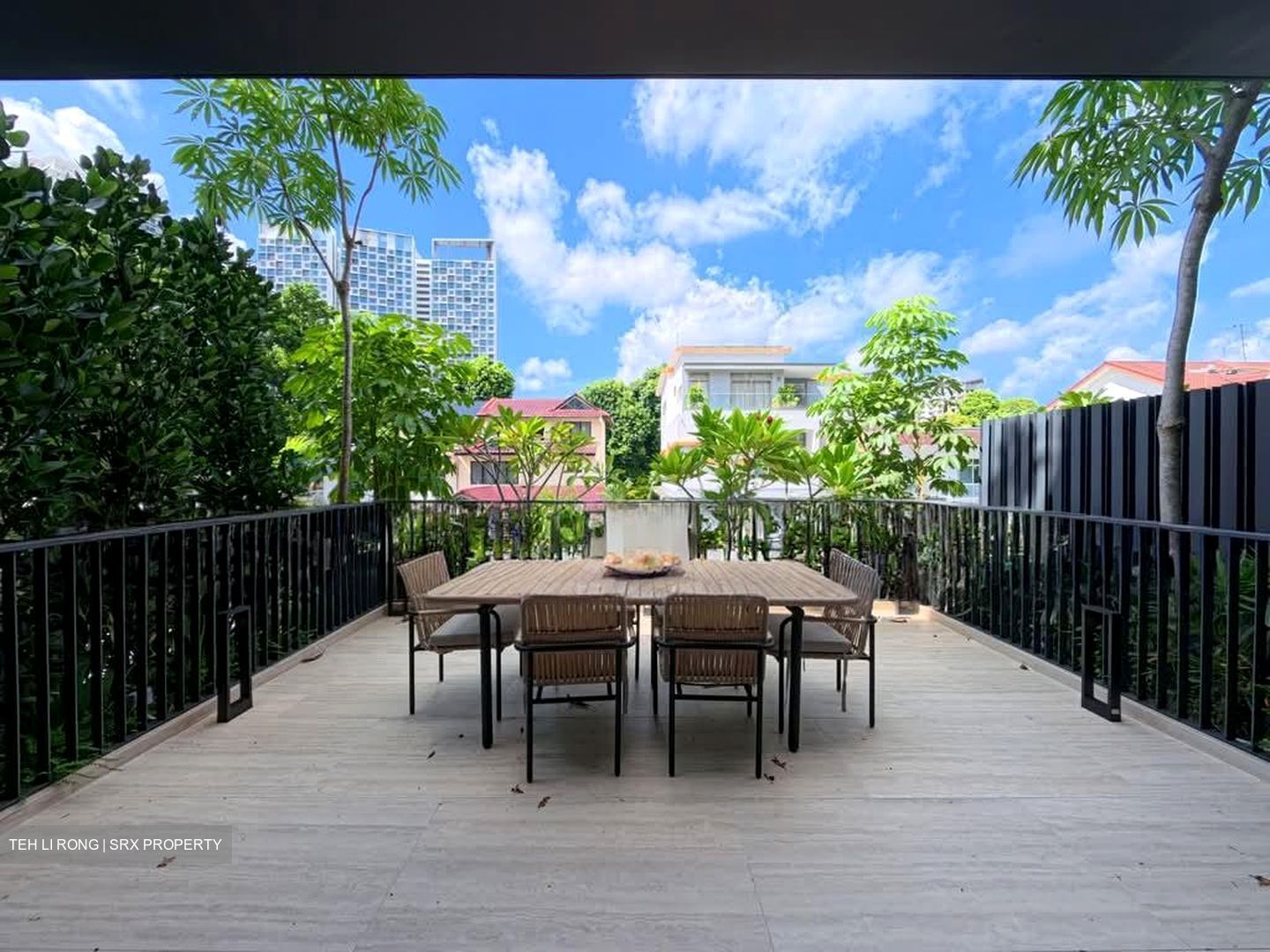 Shrewsbury Road (D11), Terrace #577110091